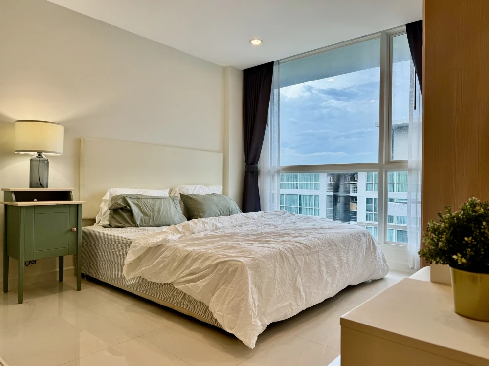 Condo for sale: Elements Srinakarin. Fully furnished and ready to move in. Fully furnished and equipped. Great price. Reserve now. Don't miss out!