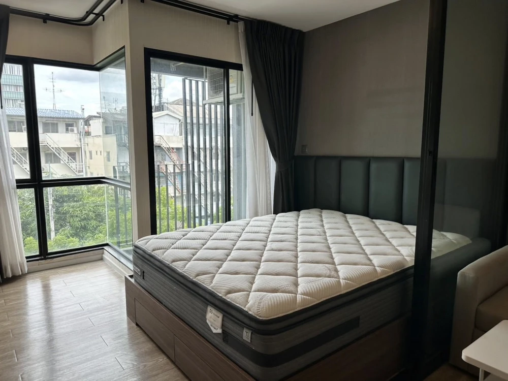 Condo for sale: Kave Town Space, separate rooms, perfectly divided into zones. Buy now, don't let go.