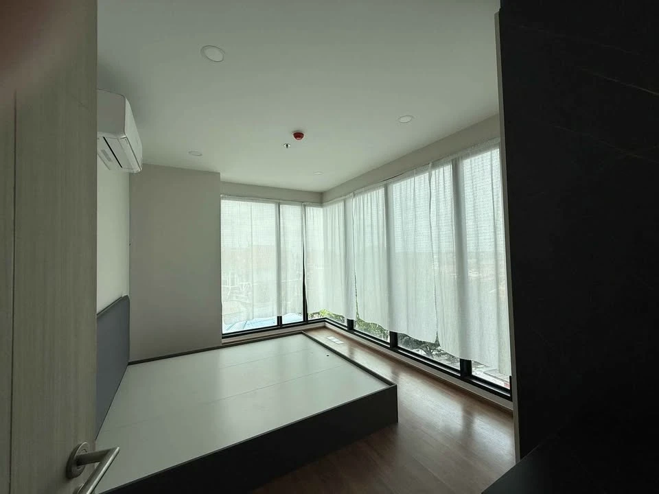Condo for sale: Ken Attitude Rattanathibet. Spacious room, comfortable living, suitable for a family. Good like this, hurry and reserve now+++