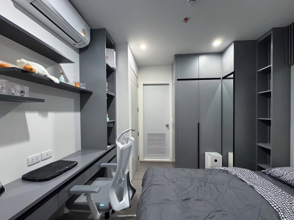 Condo for sale: The President Charan – Yaek Fai Chai Station. Fully furnished and ready to move in. Amazing price! Own it today!