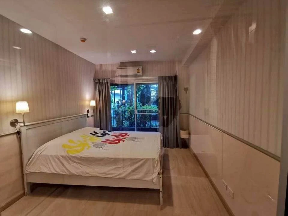 Condo for sale: The Seed Musee Sukhumvit 26, ready to move in, very spacious room, comfortable, fully furnished, reserve now!
