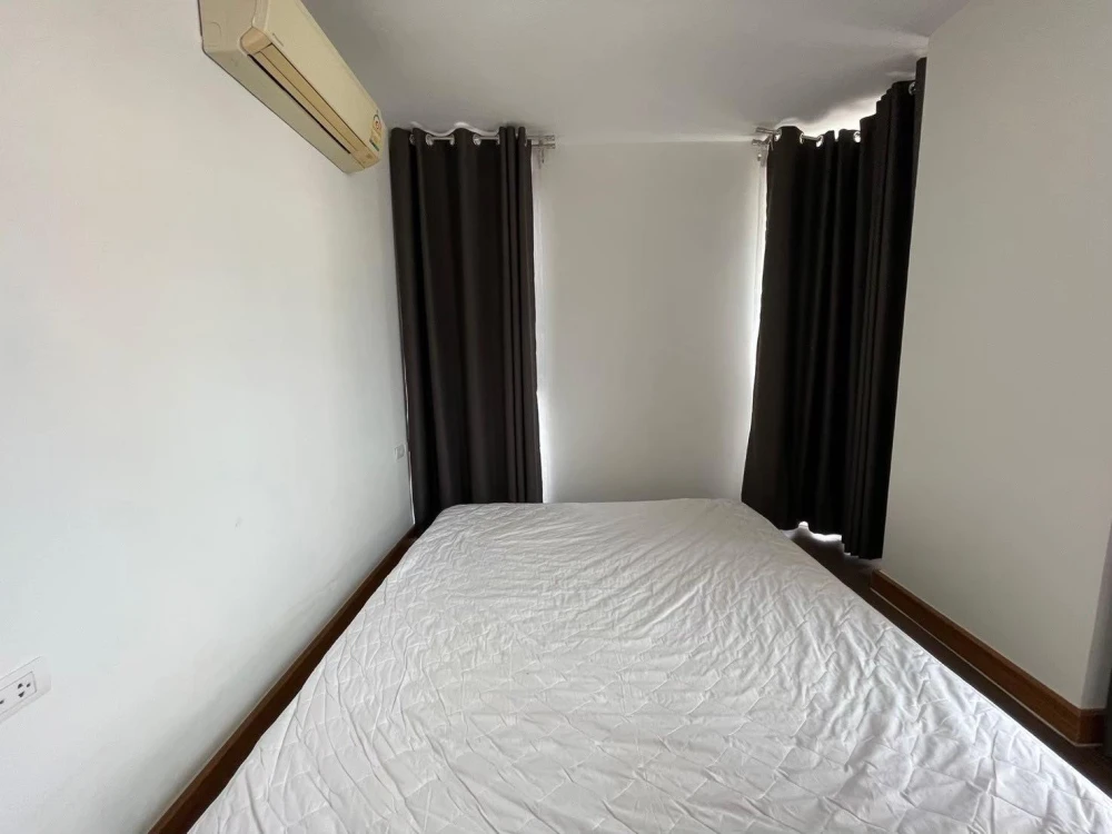 Condo for sale: Wish @ Siam, ready to move in, fully furnished, good price, must hurry to reserve.