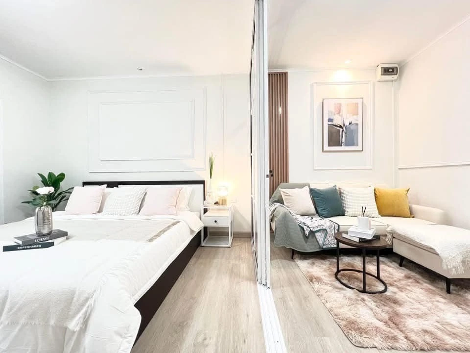 For sale: City Home Ratchada-Pinklao (Charan Sanitwong 95/1), simply decorated and comfortable, fully furnished, ready to move in.