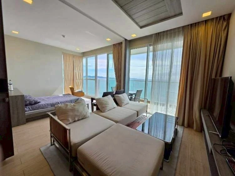 For sale: Cetus Beachfront Pattaya (Jomtien), sea view, spacious room, 2 bedrooms, grab it now!