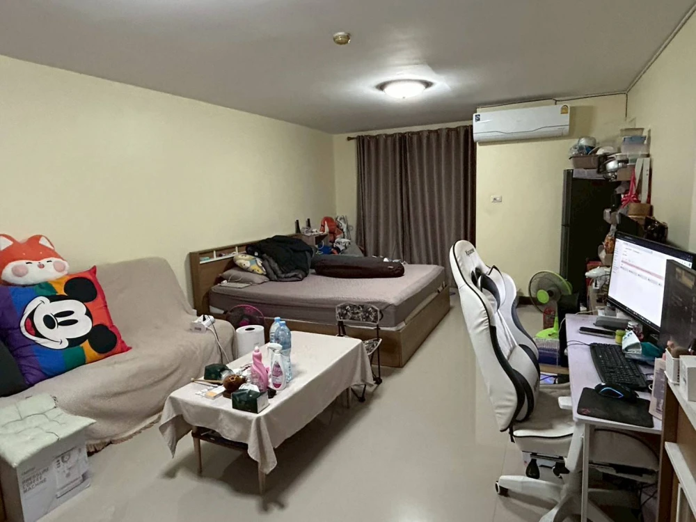 Selling Champs Elysées Tiwanon Condo. Spacious rooms, great location. At this unbeatable price, book now!