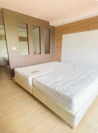 For sale: Champs Elysees Chaengwattana, Modern Hotel style condo, beautifully decorated, modern, using quality materials and equipment. Hurry and book