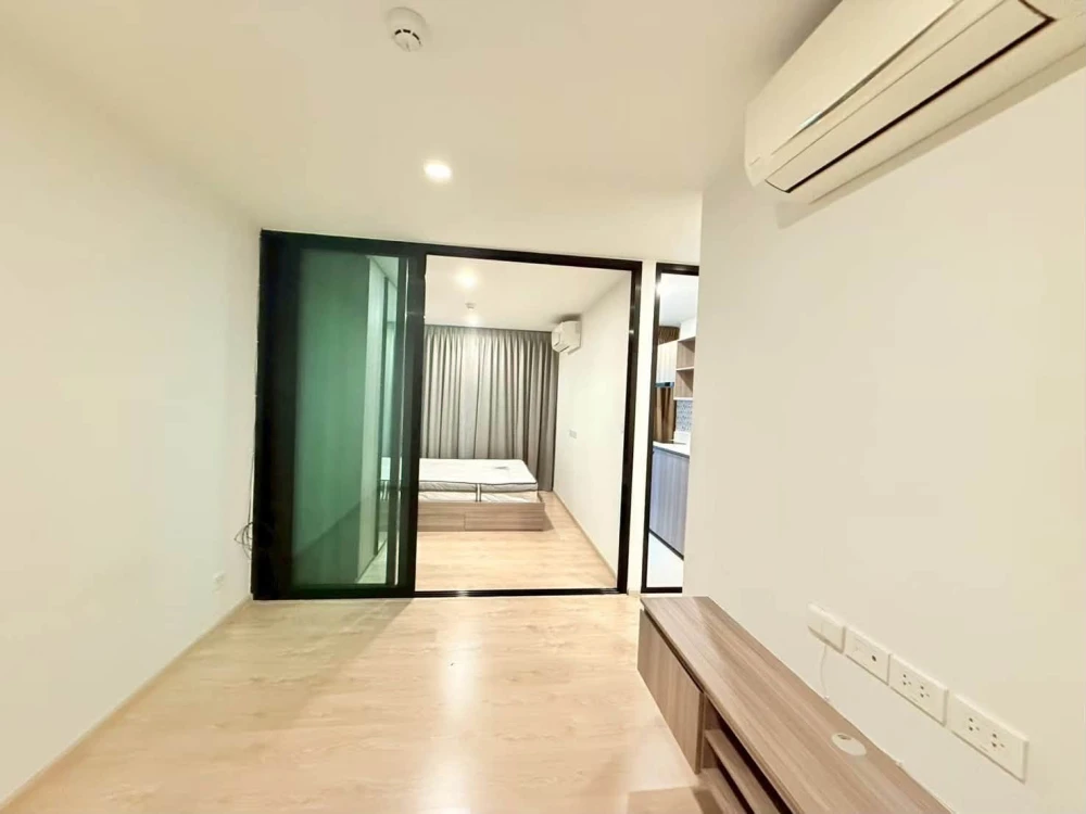 For sale: The Origin Sukhumvit 105. Garden and pool view, tranquil atmosphere. Move-in ready.