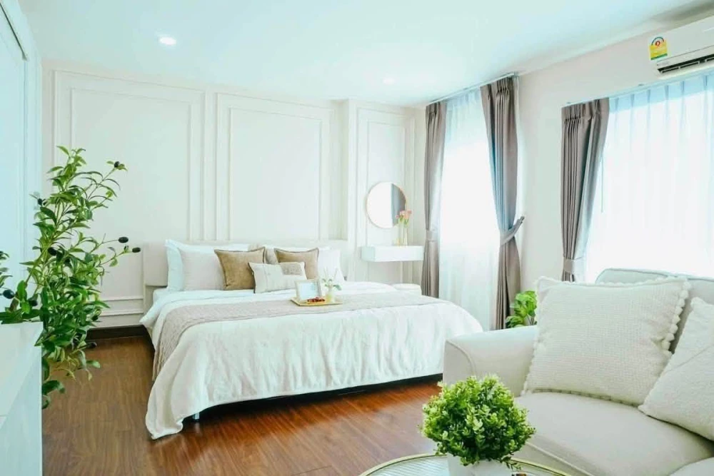For sale: The Escape Condominium, Sukhumvit 101/1, 7th floor, Building A, comfortable, not cramped, beautifully decorated, complete functions, move in