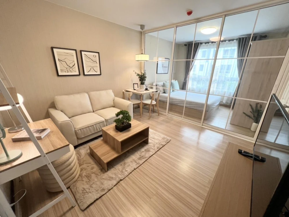 For sale: Plum Condo Phahon Yothin 89, a nice room with complete facilities. Reserve now before you miss out!!