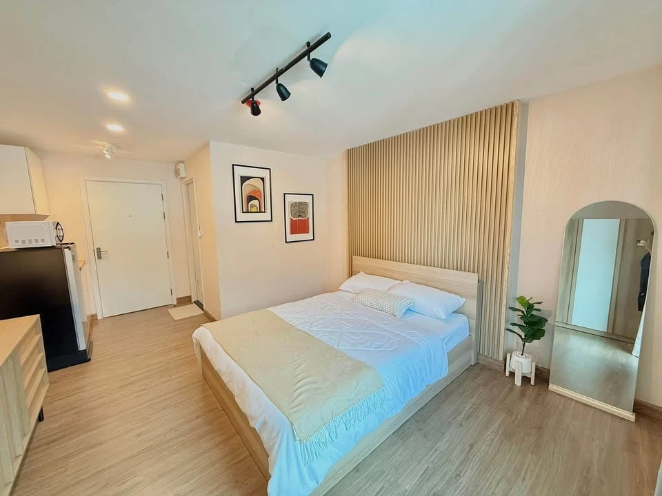 Plum Condo Phaholyothin 89 for sale, Phase 3, Building B, 8th floor. Fully furnished and ready to move in. Everything shown in the pictures is include