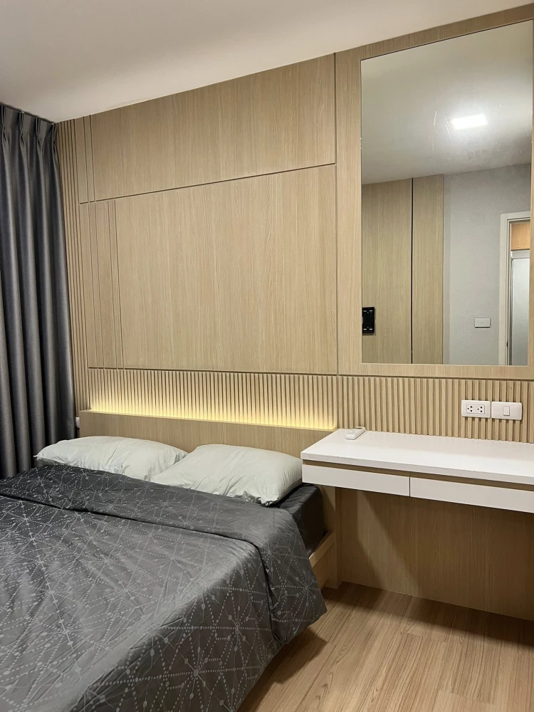 Plum Condo Mix Chaengwattana for sale. Very well maintained, **built-in furniture throughout**, beautiful condition, ready to move in immediately.