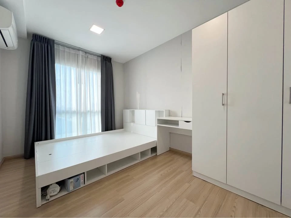For sale: Plum Condo Mix Chaengwattana, Building E, 7th floor, no blocked view, best location in the project, great value, hurry and book now!