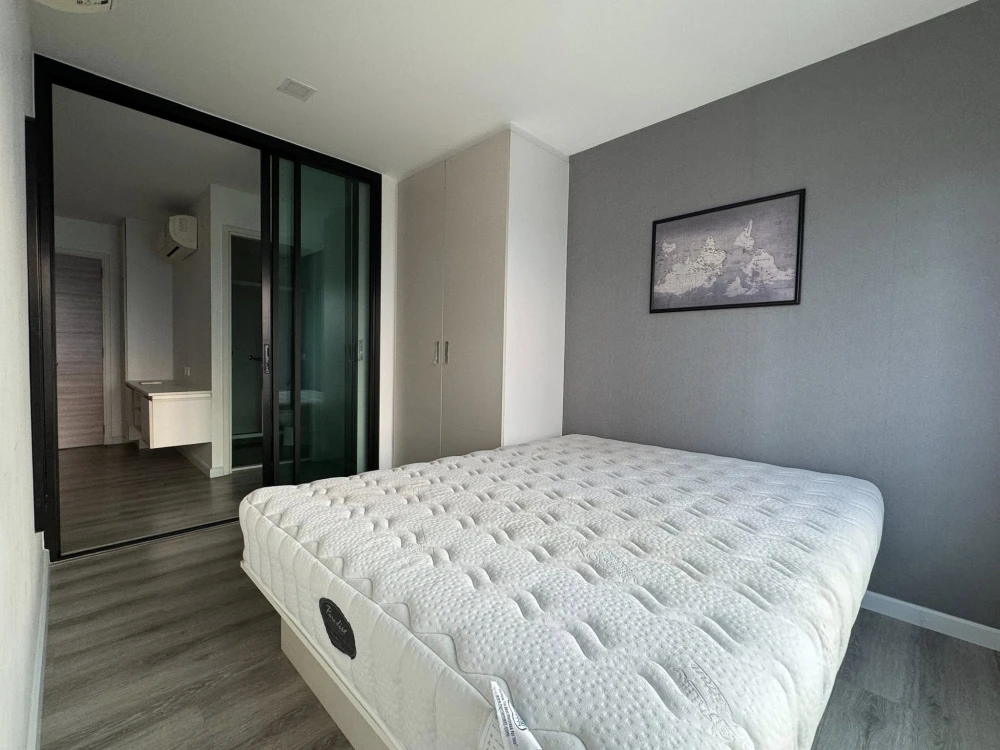 Selling a nice condo at Pause Sukhumvit 115. Fully furnished, low floor, unobstructed view. Book now!