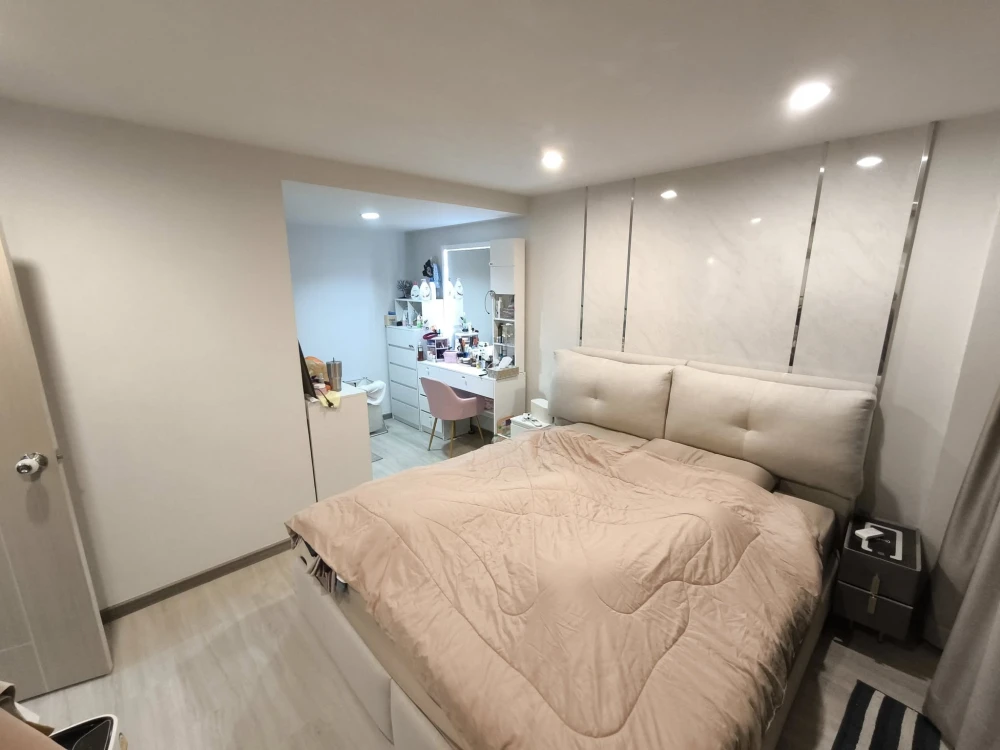 For sale: PST Condo Ville Tower 1, 14th floor, corner room, area 56.88 sq m. with excellent built-in furniture. Reserve first, get it first.
