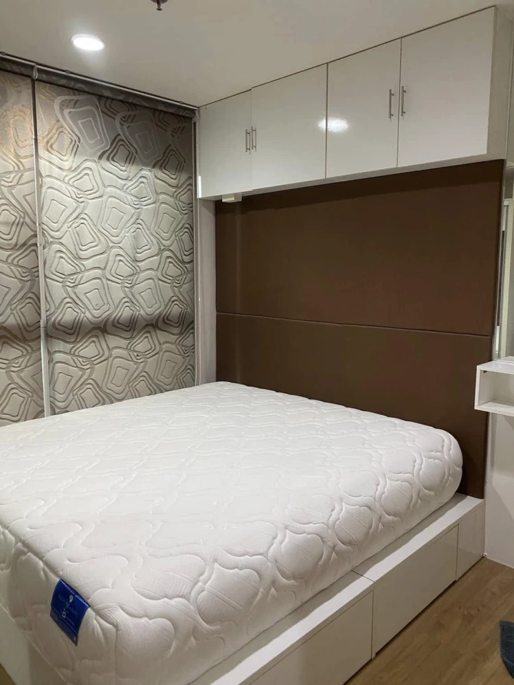 For sale Fuse Chan-Sathorn has good built-in furniture, lots of storage space. You can't miss out on booking it.