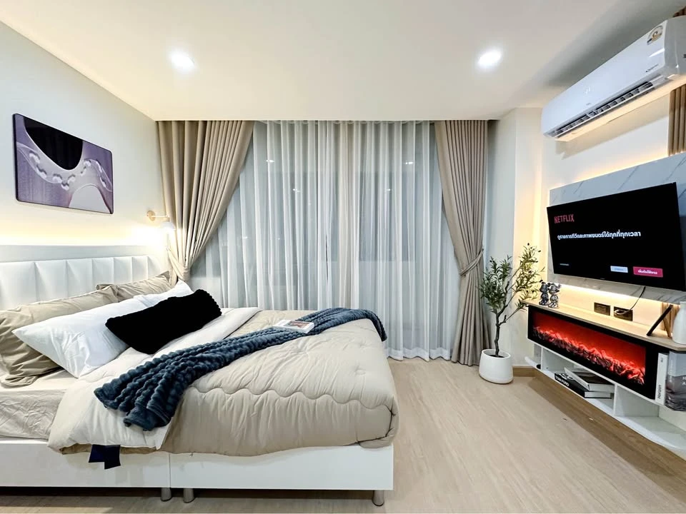 For sale: Ratchada Prestige Lat Phrao 48, a condo near the BTS, beautifully decorated, unique, worth the price, ready to move in.