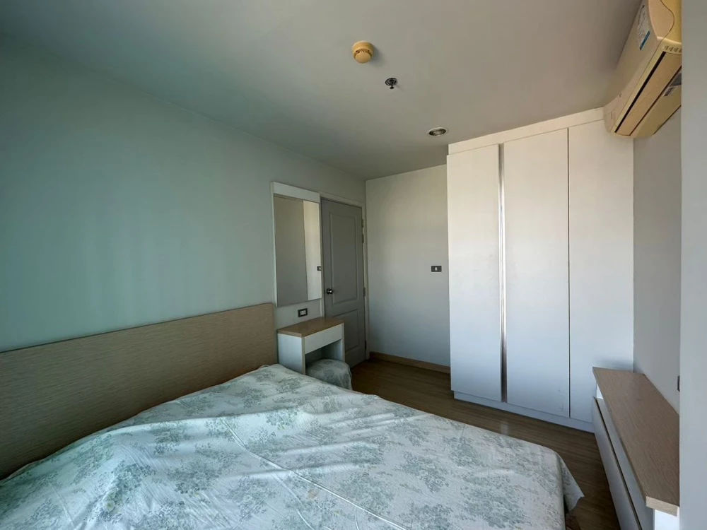 For sale: Rich Park @ Bang Son, 18th floor, fully furnished, nice to live in. If interested, hurry and reserve now. Don't miss out!