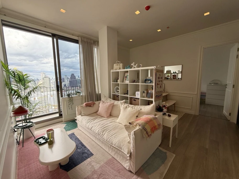 For sale!!! Rhythm Charoenkrung Pavilion, 2 bedrooms, 75 sq m., near BTS, fully furnished, ready to move in. Don't miss out!!!