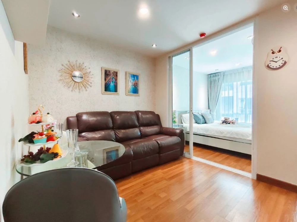 For sale: Regent Home Sukhumvit 81. Direct pool view, peaceful, decorated as pictured. Beautiful and exactly as shown. A must-have!