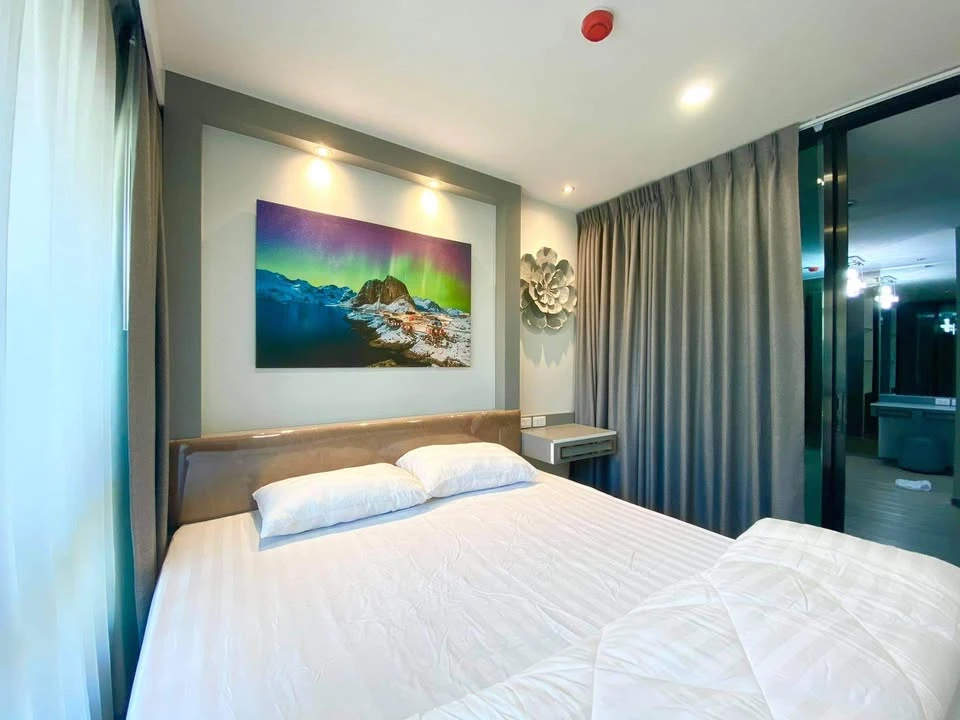 For sale: Regent Home Sukhumvit 97/1, comes with a very comfortable large bed and complete electrical appliances. Hurry and grab it now!