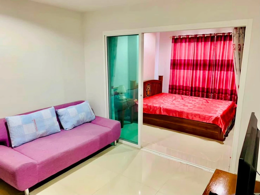 For sale: Regent Home 20 Prachachuen 16, Building A, 3rd floor. Glass partition, genuine teak wood furniture. Don't miss out!