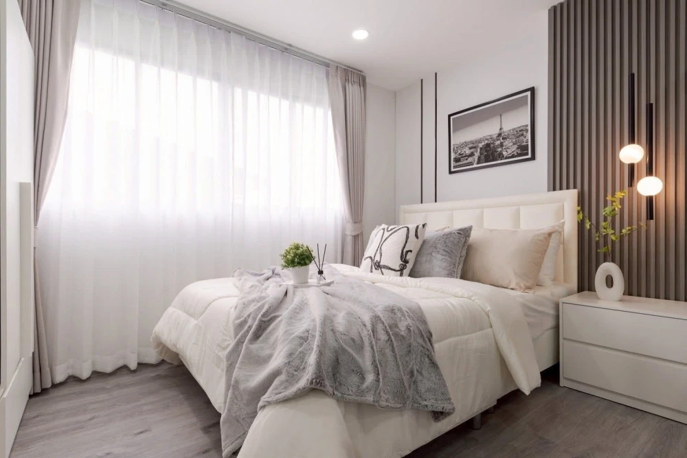 For sale: Lumpini Center Nawamin Condo, modern style, fully furnished. Move in immediately, no need to spend extra money on renovations.