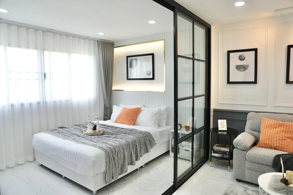 For sale: Lumpini Center Nawamin. Hurry! Beautiful rooms like this don't come around very often. Well-proportioned. Reserve now if you're interested.