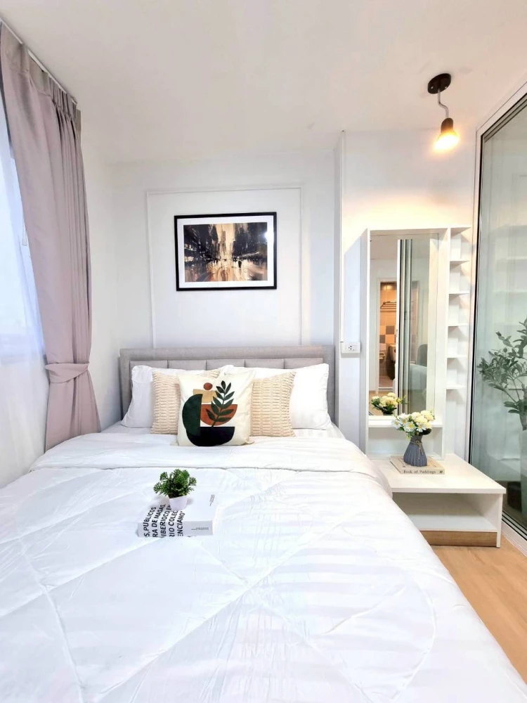 For sale: Lumpini Center Nawamin (Happyland Phase 5), beautiful modern room, quiet atmosphere, private, reserve now.