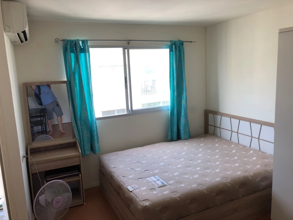 For sale: Lumpini Condo Town, Chonburi-Sukhumvit, 4th floor, fully furnished, ready to move in. Interested in owning one? Hurry and reserve now.