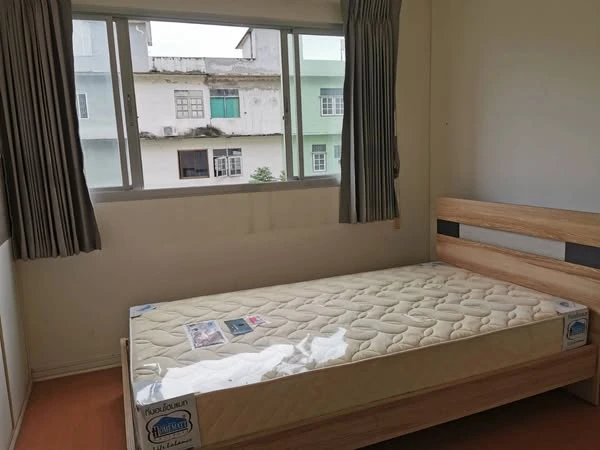 For sale: Lumpini Condo Town Bang Khae, ready to move in, furnished, reserve now, don't miss out!