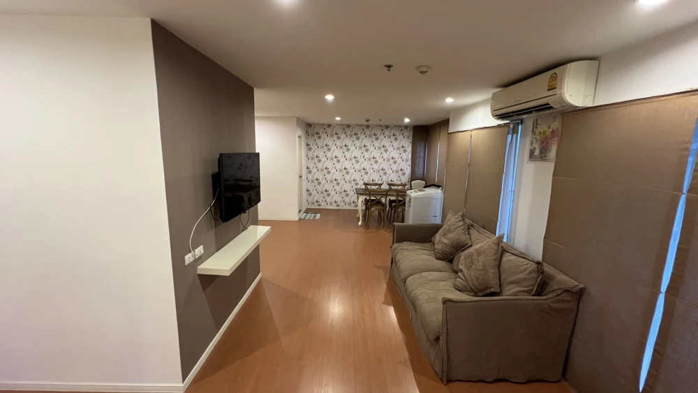 For Sale: Lumpini Condo Town Pattaya North Sukhumvit. Rare Item! Extra-large Combined Unit, 74.53 sq.m., the only one in the project! Don't miss out!