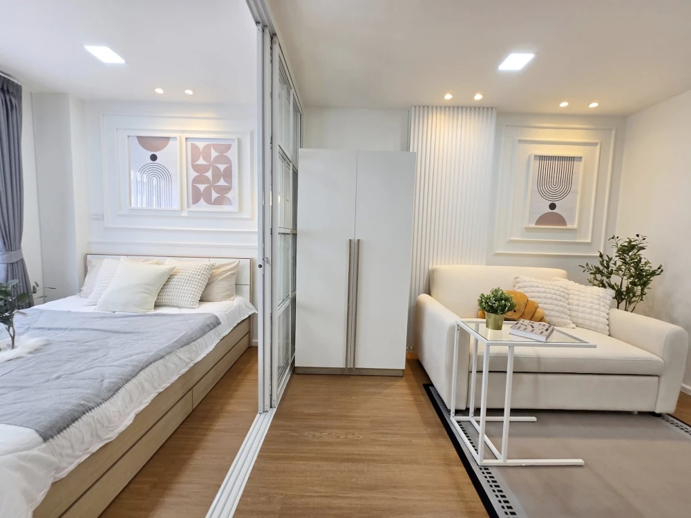 For sale: Lumpini Condo Town Ram Intra - Lak Si, great price with beautifully decorated room, Grade A location, just bring your bag and move in, great