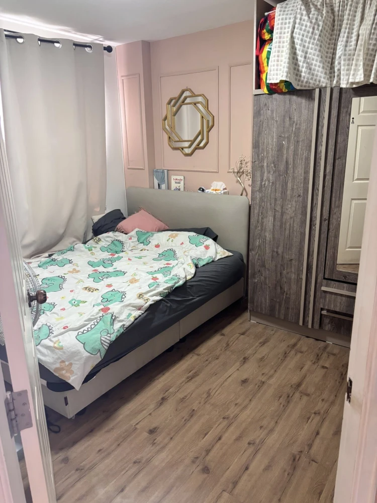 For sale: Lumpini Condo Town Ramintra - Laksi. Beautiful unit, great price. Located at the end of the row, quiet and peaceful, perfect for relaxation.