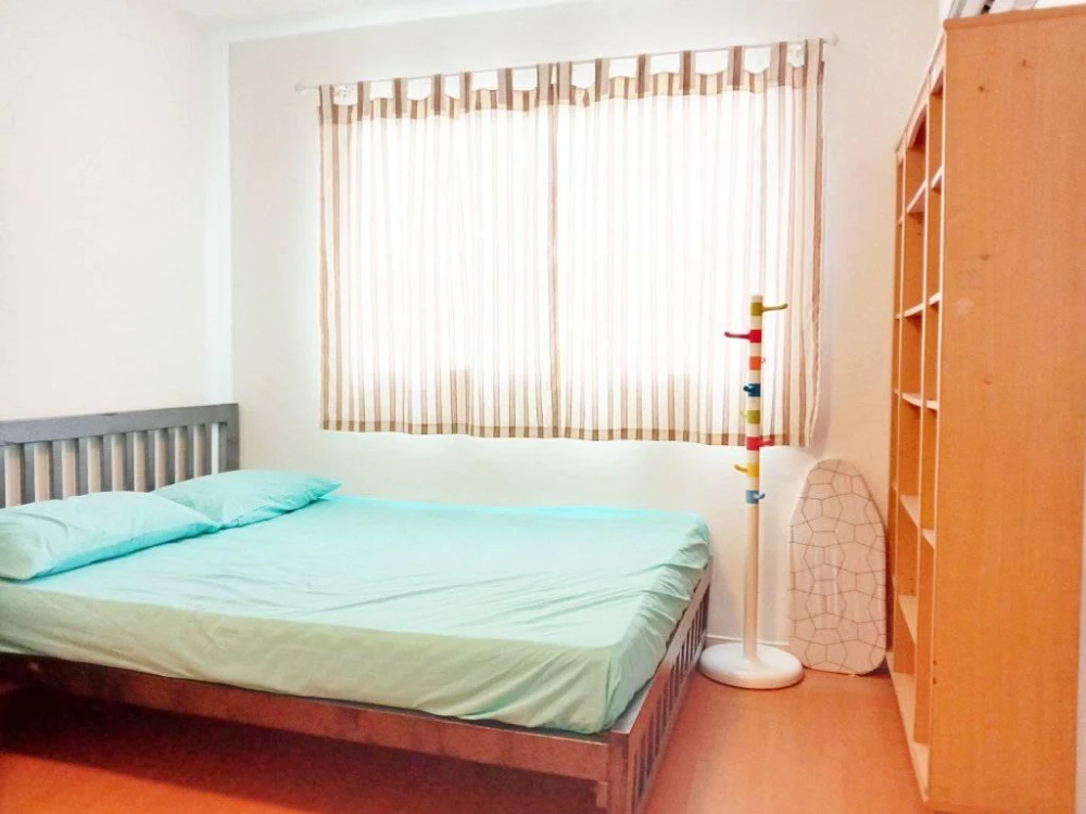 For sale: Lumpini Condo Town Romklao-Suvarnabhumi, 2nd floor, nice room, book now, don't miss out, urgent.