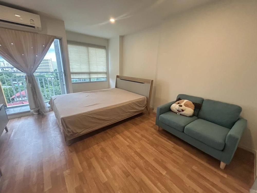For sale: Lumpini Ville Phatthanakan-Srinakarin, 9th floor, good project, nice location, book now, urgently.