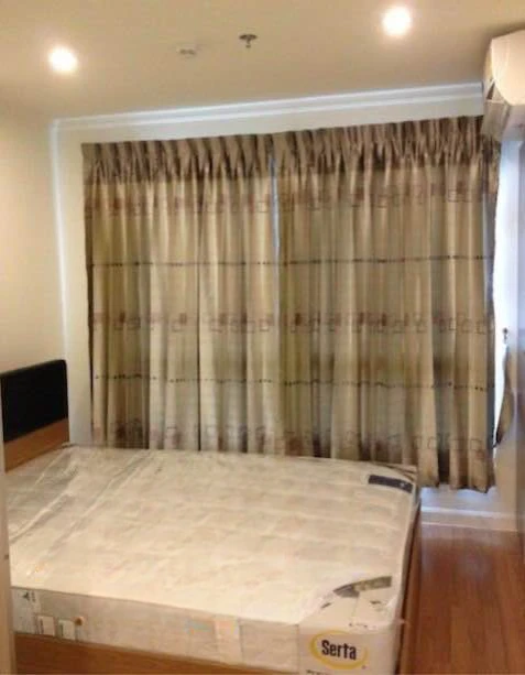 For sale: Lumpini Ville Chaengwattana-Pak Kret, 12th floor, very clean room, fully furnished, don't miss out.