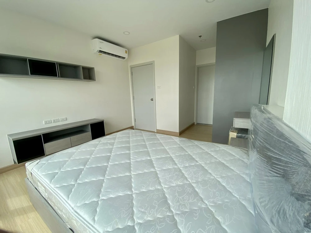 For sale: Supalai Veranda Ramkhamhaeng, Building C, 8th floor, spacious room, comfortable, fully furnished, ready to move in. I must say that you must