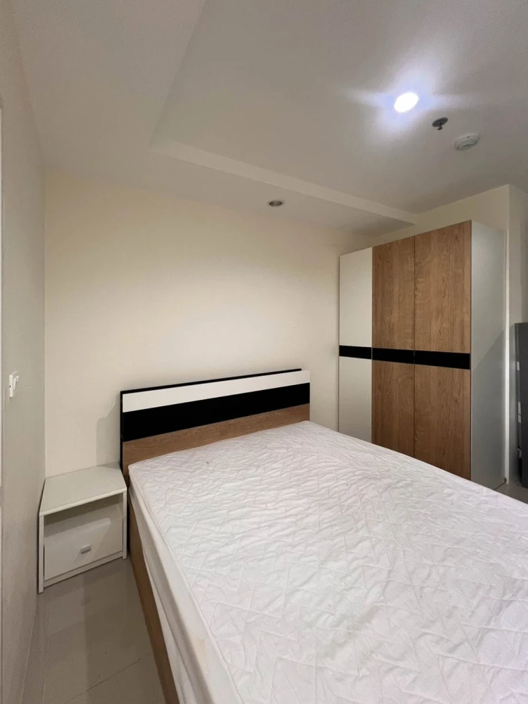 For sale: Assakarn Place Srinakarin, 14th floor, fully furnished with appliances. Don't miss out!