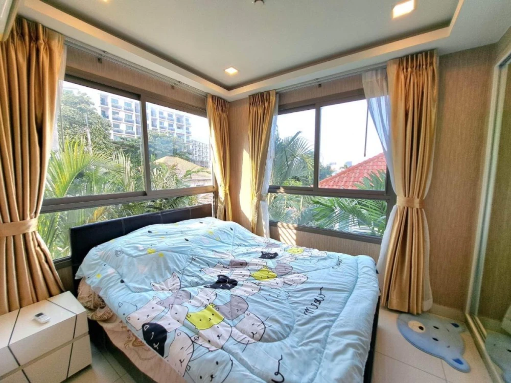 For sale: Arcadia Beach Resort, 2nd floor, fully furnished and equipped with appliances. Book now, don't miss out.