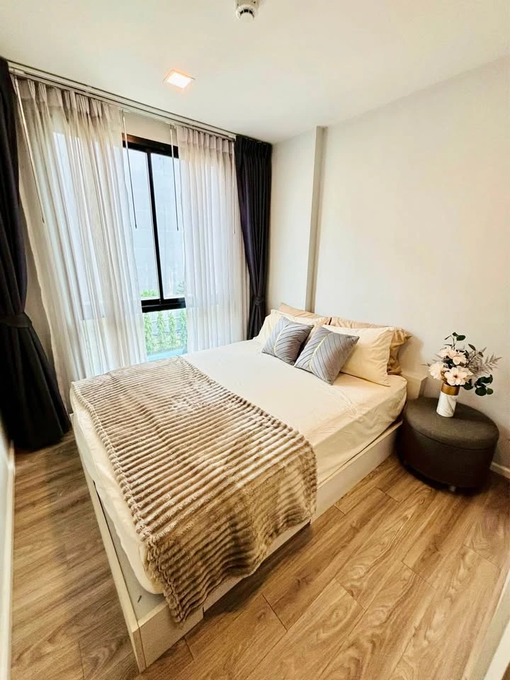 For sale: Kensington Phahonyothin-Kaset. The room is simply decorated but fully equipped. If you don't reserve, you'll miss out!