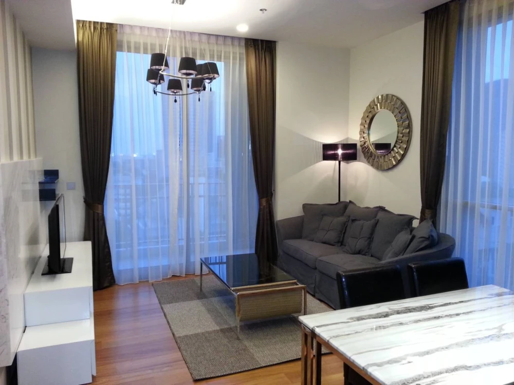 For sale or rent: Quattro by Sansiri, 2 bedrooms, 2 bathrooms, spacious living space, convenient and complete in one place. You'll regret it if you mi
