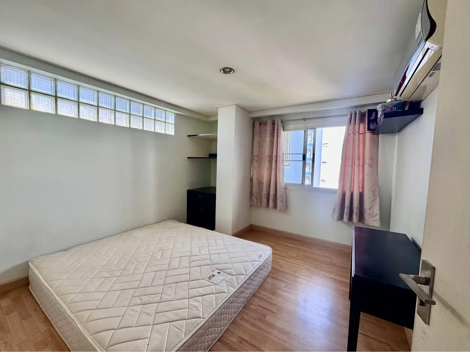 For sale: The Waterford Park Rama 4, ready to move in, spacious and comfortable, fully furnished, reserve now+++