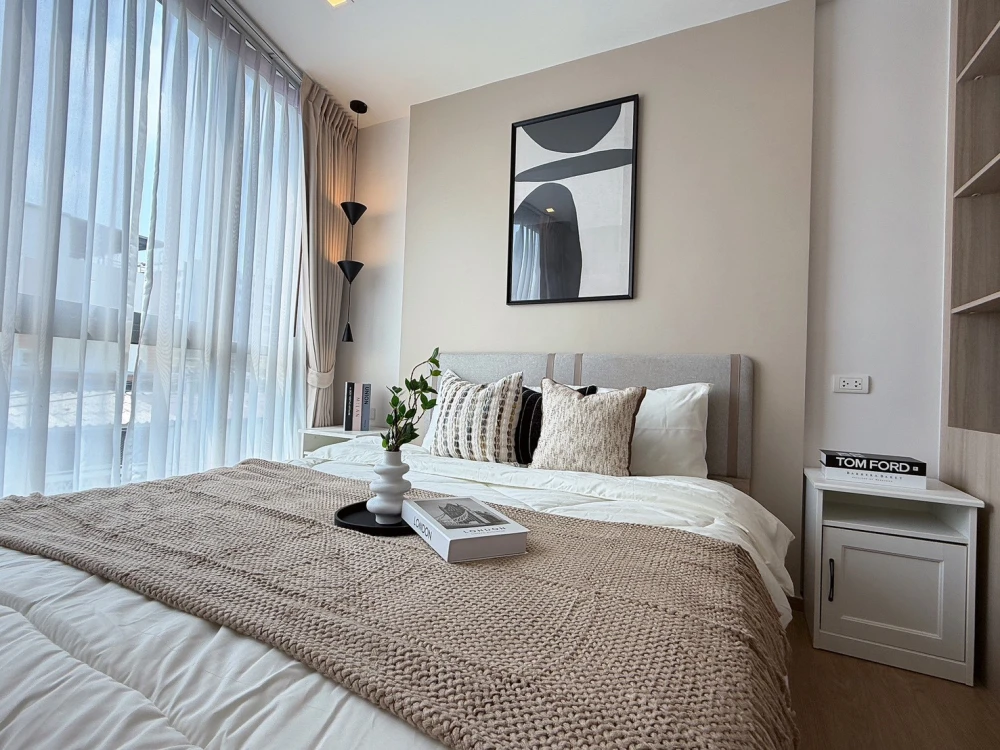 For sale: The Nest Sukhumvit 71. Fully furnished with appliances. Beautifully decorated as shown in the pictures. Ready to move in.