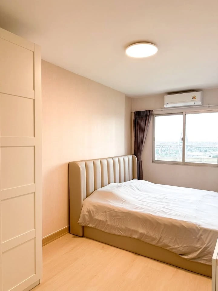 For sale SV City Rama 3 on the 15th floor, Tower 7, Chao Phraya River view, including good furniture, ready to move in, don't delay.