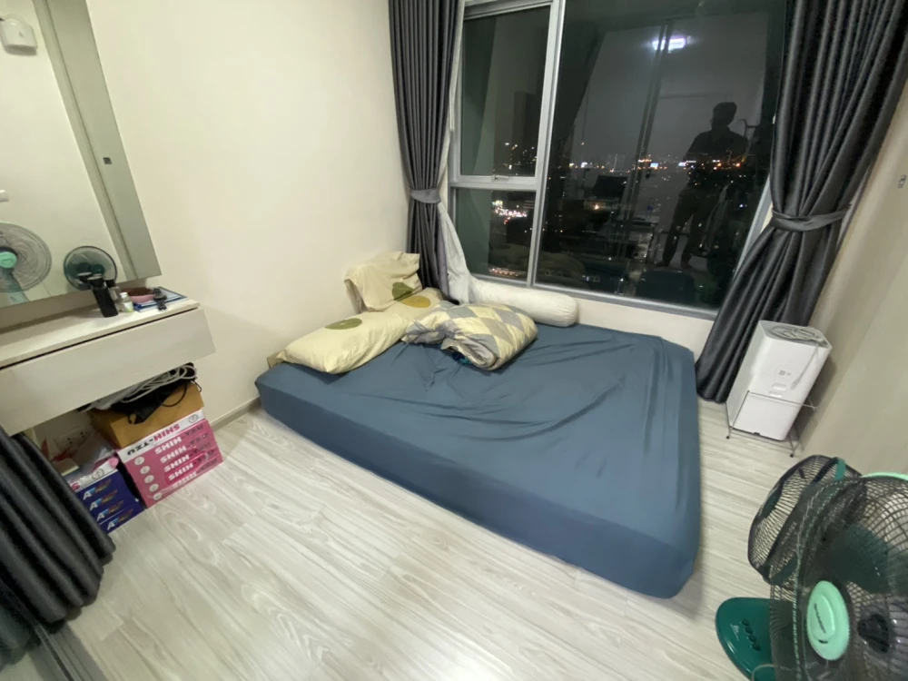 For sale: Aspire Rattanathibet 2, beautiful city view, no buildings blocking it, complete with furniture and electrical appliances, very worth booking
