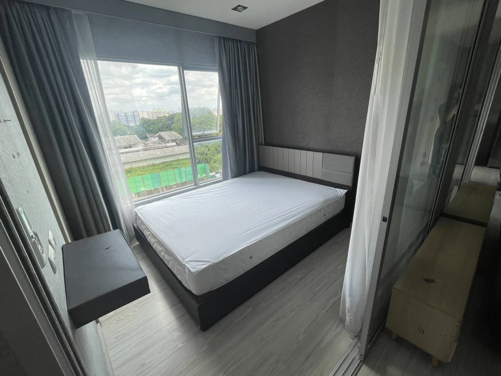For sale: Aspire Rattanathibet 2, beautiful city view, wallpapered, decorated in a very chic loft style. If interested, reserve now.