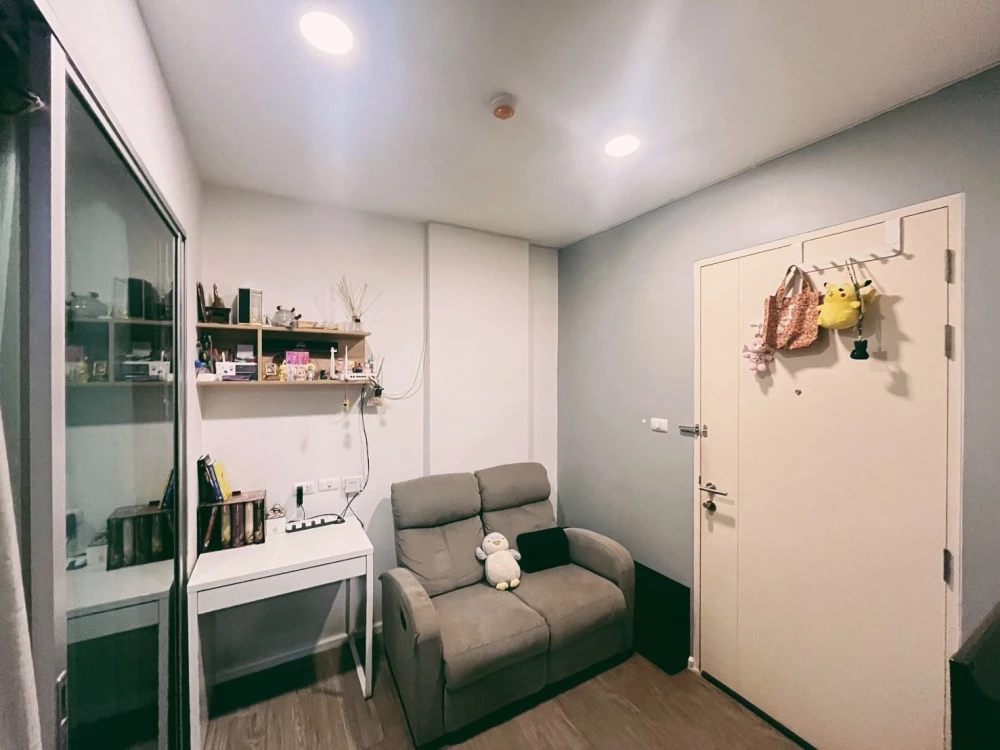For sale: Happy Condo Don Mueang The Terminal, corner room, 6th floor, Building C, fully furnished. Can you not reserve it?