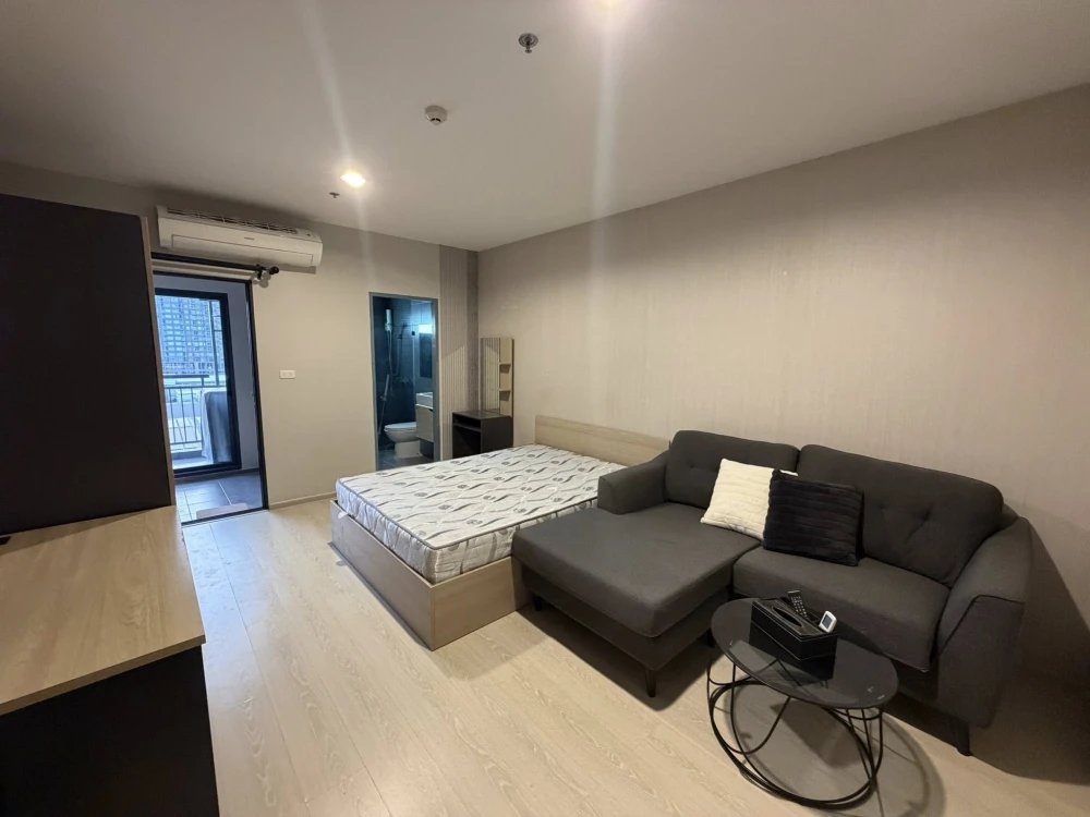 For sale or rent: IDEO Sukhumvit 115, studio unit, fully furnished, pool view, beautiful and peaceful. Book now before it's too late!