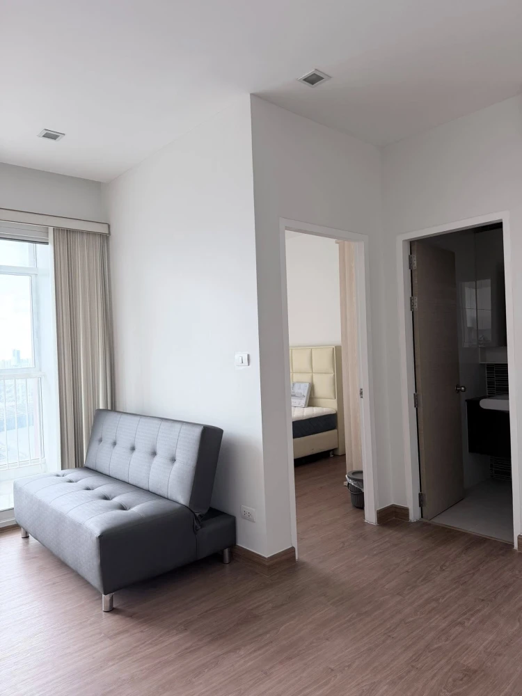 For sale or rent: The Coast Bangna condo. Spacious and comfortable units with ample living space. Book now! Don't miss out!