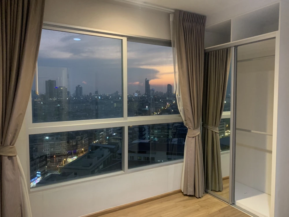 For sale or rent!! Condo Fuse Chan-Sathorn, 16th floor, Building C, city view, beautiful room, fully furnished, ready to move in. Don't miss out!!